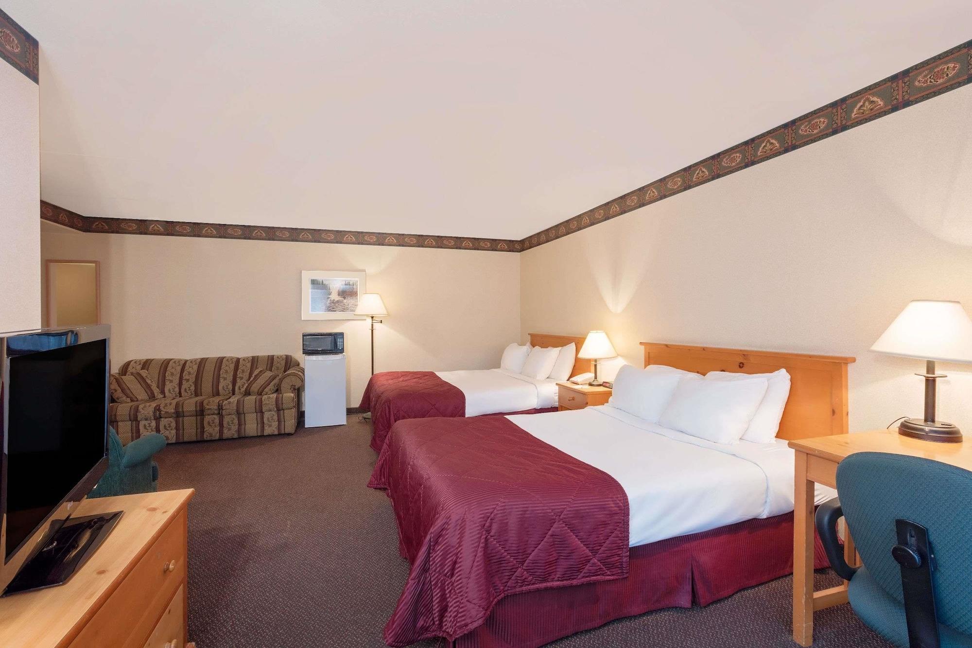 Ramada By Wyndham Pinewood Park Resort North Bay Exteriér fotografie