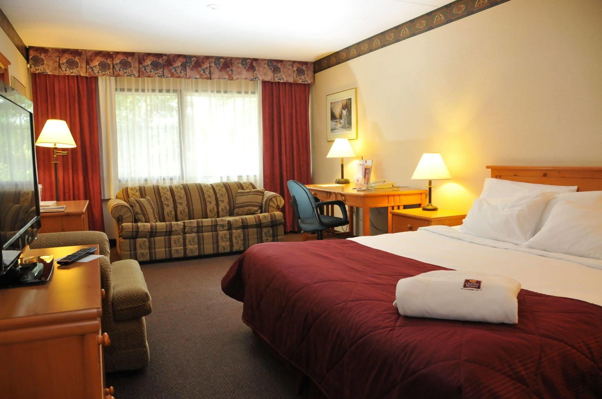 Ramada By Wyndham Pinewood Park Resort North Bay Exteriér fotografie